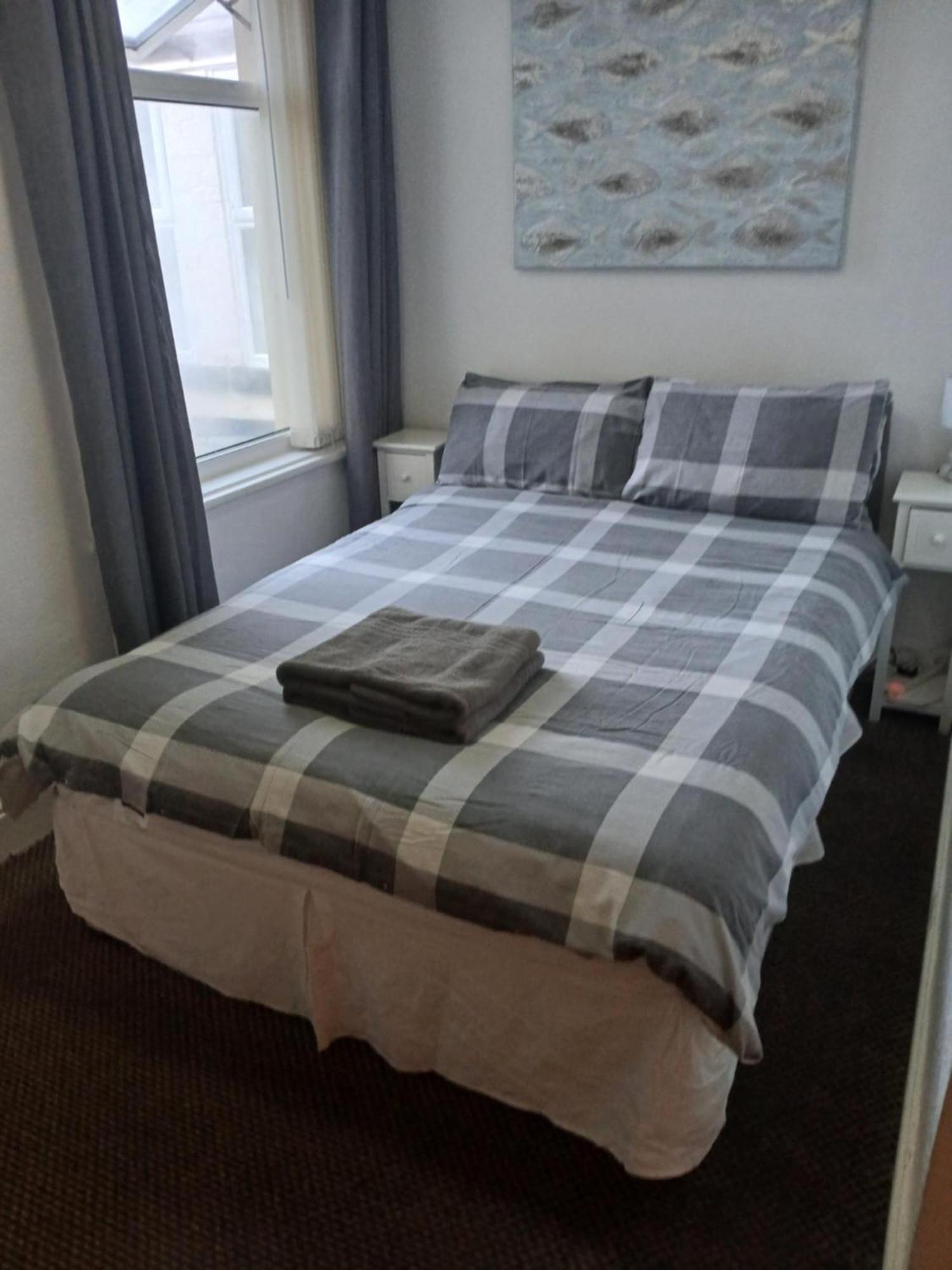 The Kirkview Bed & Breakfast Blackpool Exterior photo